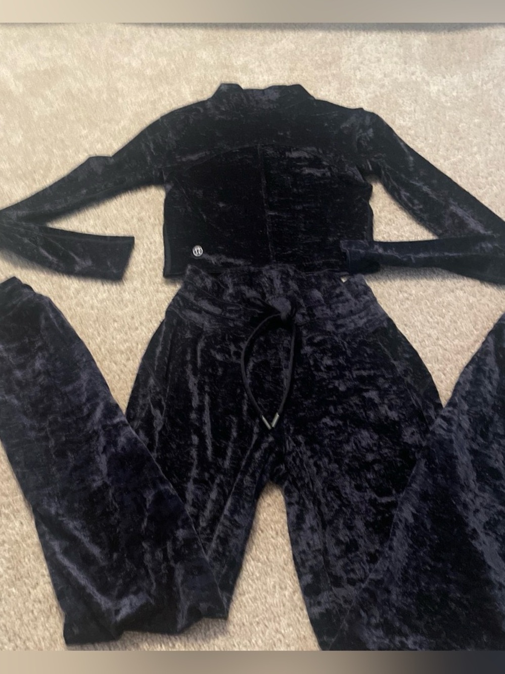 lululemon athletica Crushed Velvet High-Rise Joggers - Black